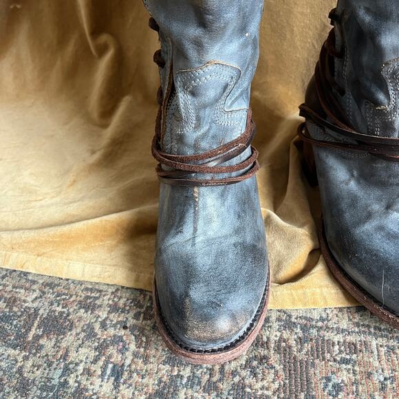Freebird COAL Gray Lace-Up Back Knee High Boots Leather Size 8 - Picture 6 of 12